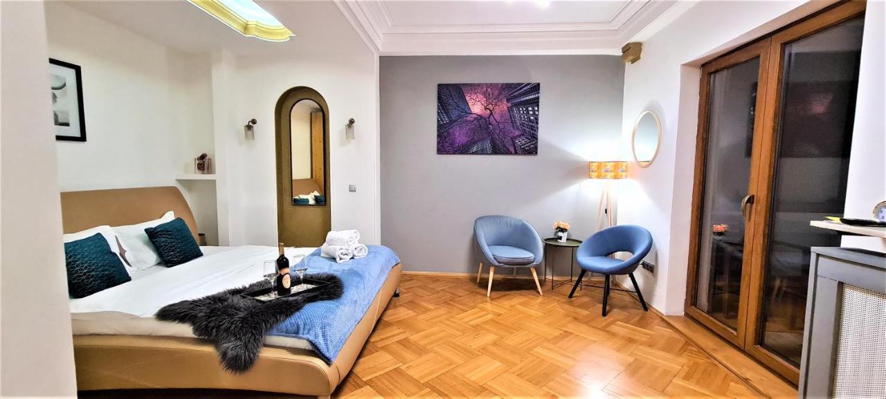Central Arghezi Art Deco Apartment Piata Universitatii Bukarest Kültér fotó